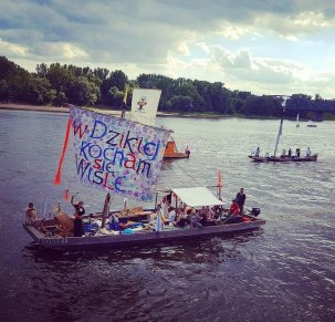 Flow- płynący na łodziach plener artystyczny z Ewą Ciepielewską