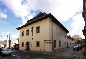Kolorowa fotografia. Budynek Centrum interpretacji Niematerialnego Dziedzictwa Krakowa.